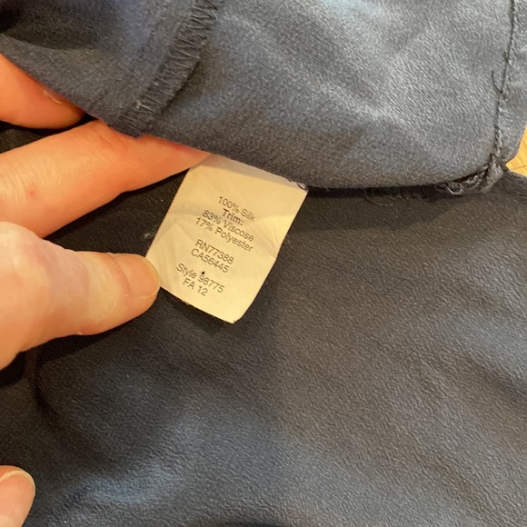 Madewell Silk Navy and Black button up lace top - Picture 4 of 5